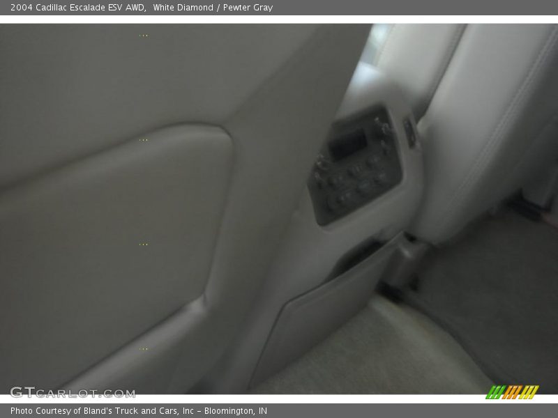 White Diamond / Pewter Gray 2004 Cadillac Escalade ESV AWD