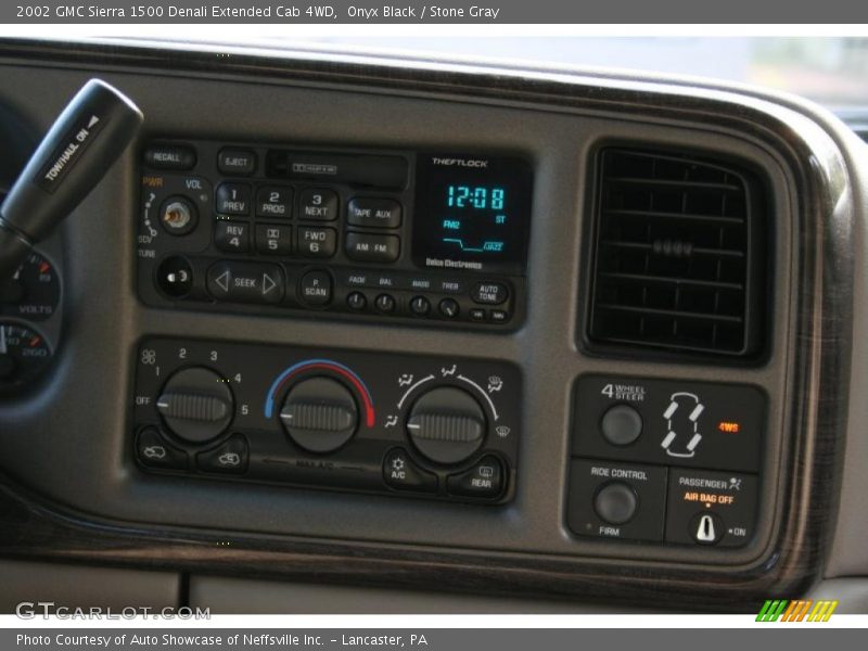 Controls of 2002 Sierra 1500 Denali Extended Cab 4WD