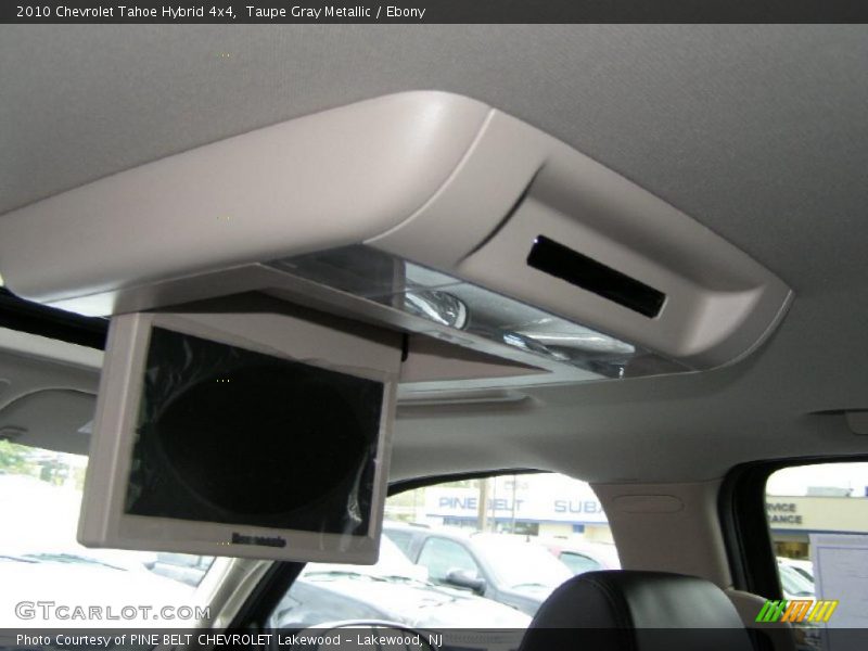 Taupe Gray Metallic / Ebony 2010 Chevrolet Tahoe Hybrid 4x4