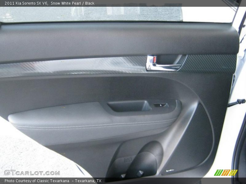 Snow White Pearl / Black 2011 Kia Sorento SX V6