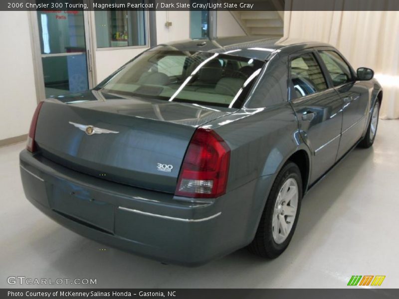 Magnesium Pearlcoat / Dark Slate Gray/Light Slate Gray 2006 Chrysler 300 Touring