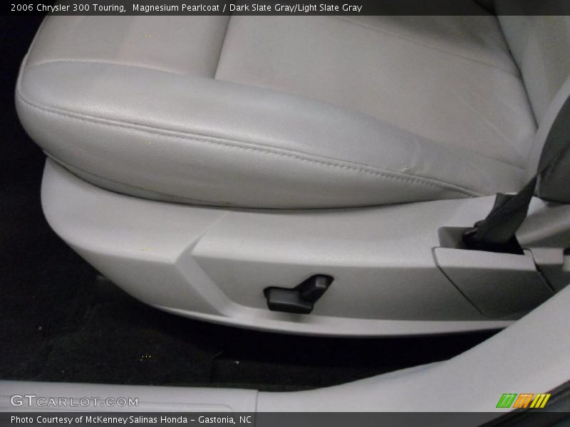 Magnesium Pearlcoat / Dark Slate Gray/Light Slate Gray 2006 Chrysler 300 Touring