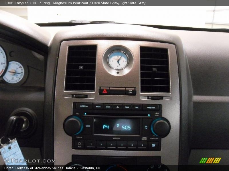 Magnesium Pearlcoat / Dark Slate Gray/Light Slate Gray 2006 Chrysler 300 Touring