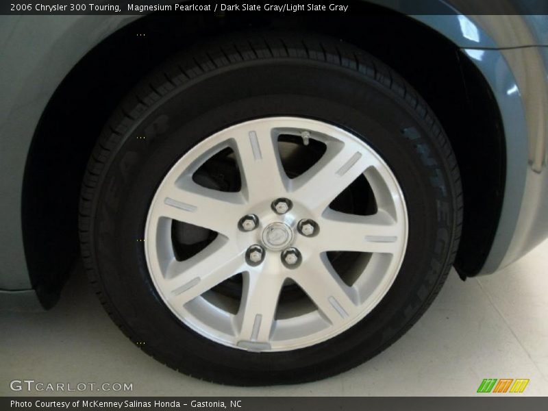Magnesium Pearlcoat / Dark Slate Gray/Light Slate Gray 2006 Chrysler 300 Touring