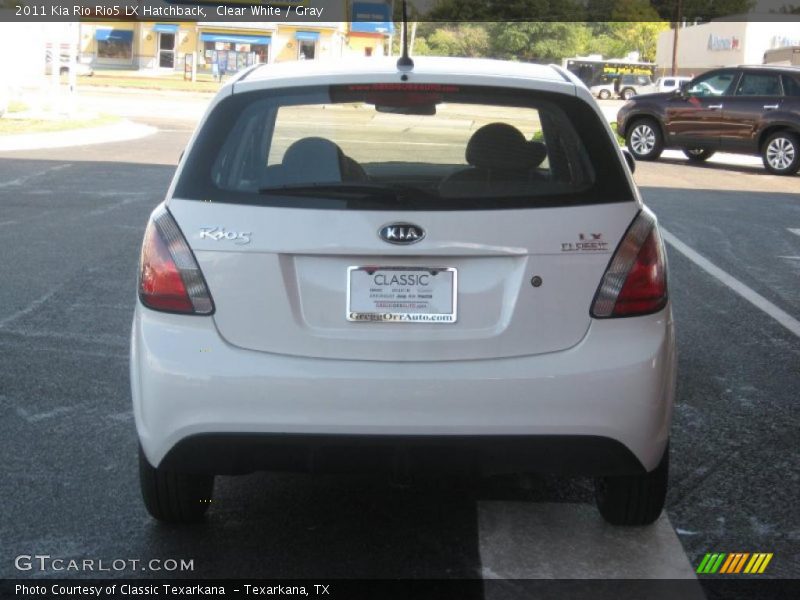 Clear White / Gray 2011 Kia Rio Rio5 LX Hatchback