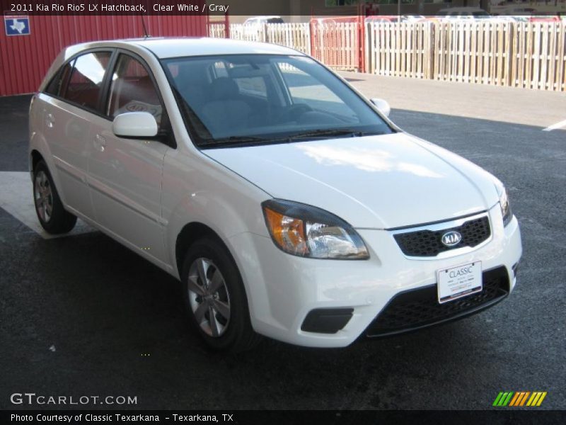 Clear White / Gray 2011 Kia Rio Rio5 LX Hatchback