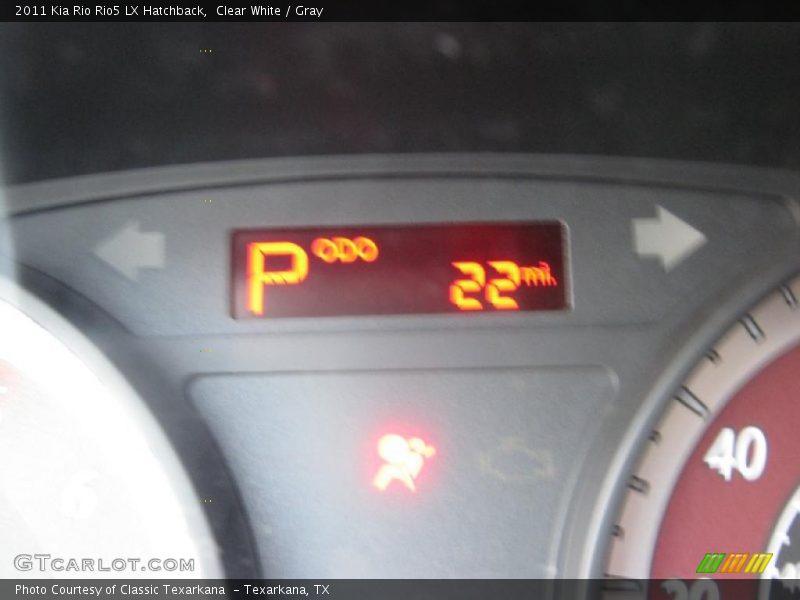 Clear White / Gray 2011 Kia Rio Rio5 LX Hatchback