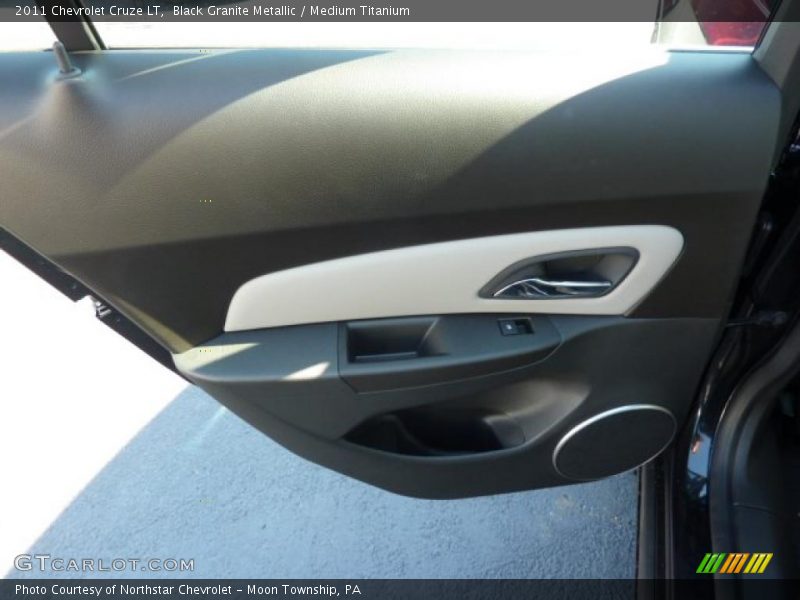 Black Granite Metallic / Medium Titanium 2011 Chevrolet Cruze LT