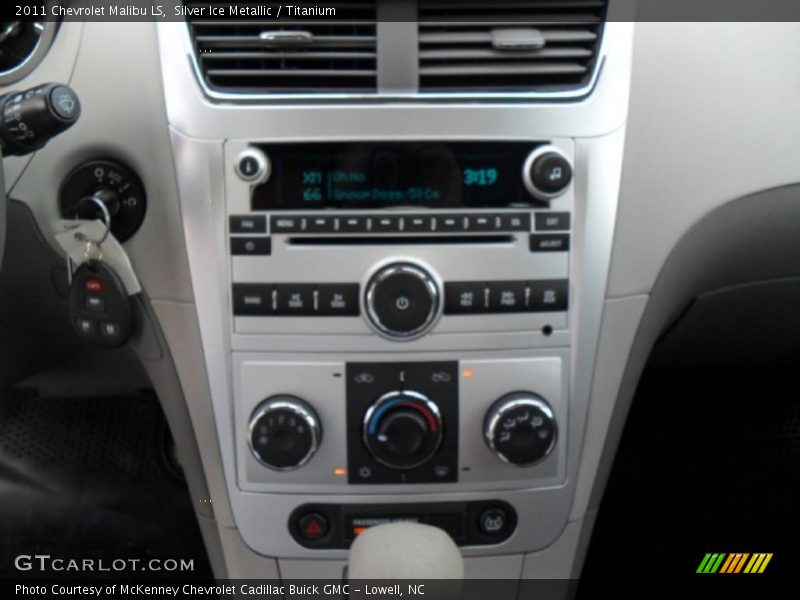 Silver Ice Metallic / Titanium 2011 Chevrolet Malibu LS