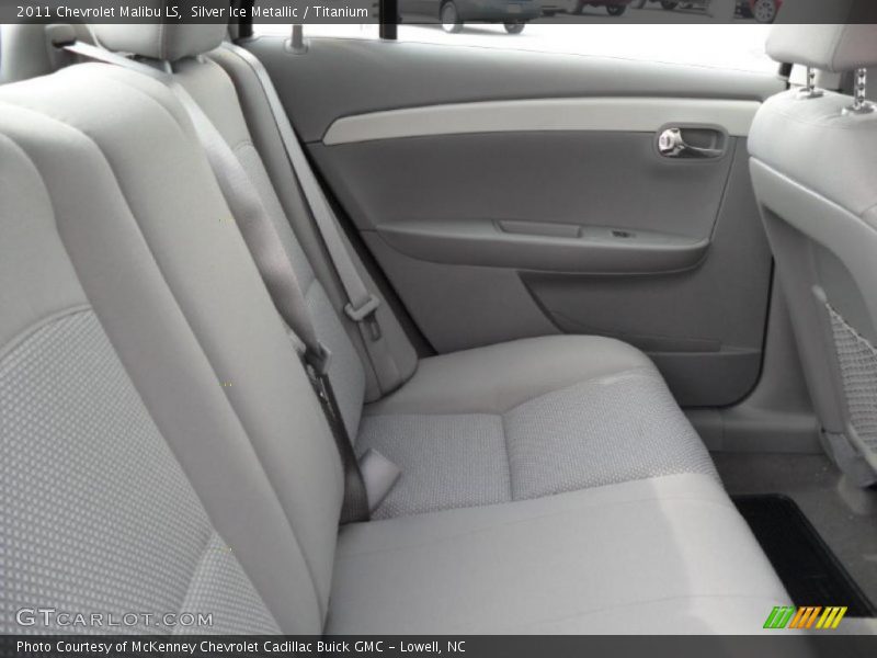 Silver Ice Metallic / Titanium 2011 Chevrolet Malibu LS