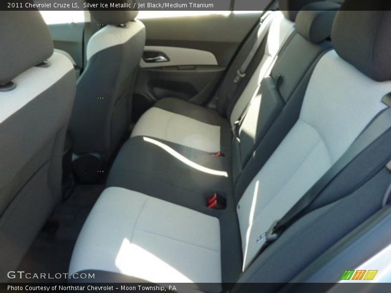 Silver Ice Metallic / Jet Black/Medium Titanium 2011 Chevrolet Cruze LS