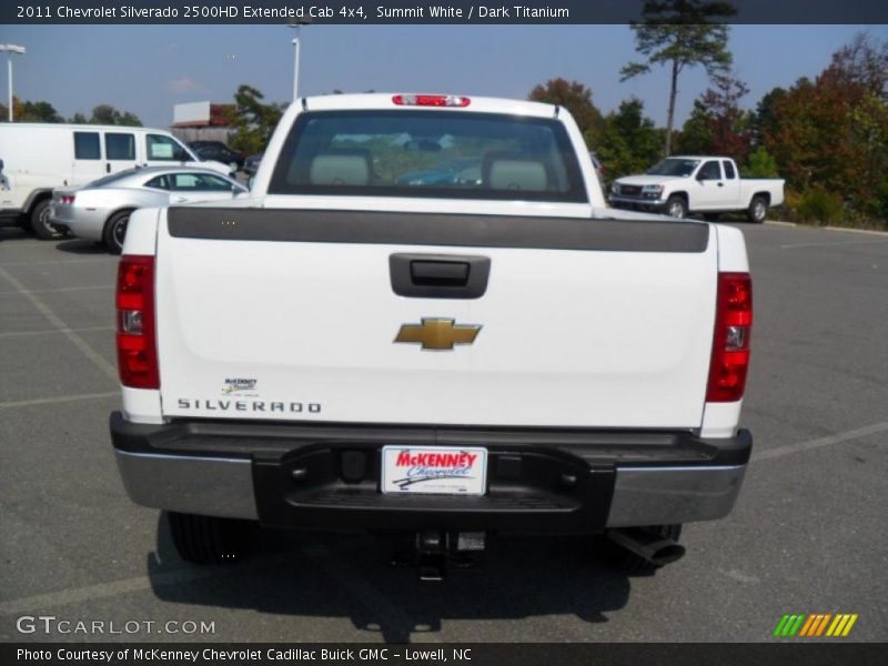 Summit White / Dark Titanium 2011 Chevrolet Silverado 2500HD Extended Cab 4x4