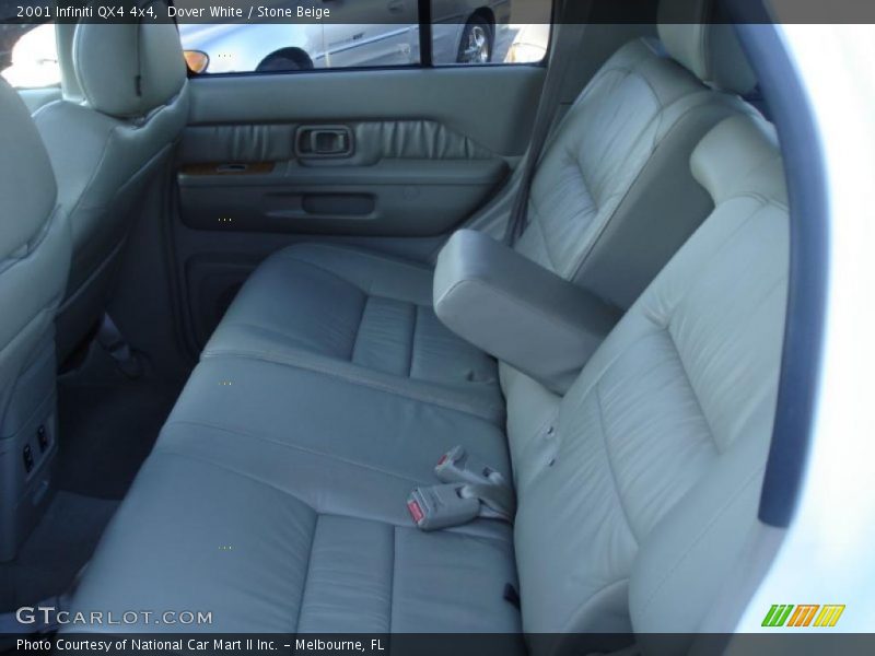 Dover White / Stone Beige 2001 Infiniti QX4 4x4