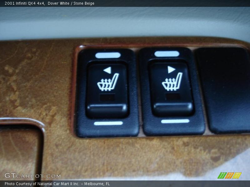 Dover White / Stone Beige 2001 Infiniti QX4 4x4