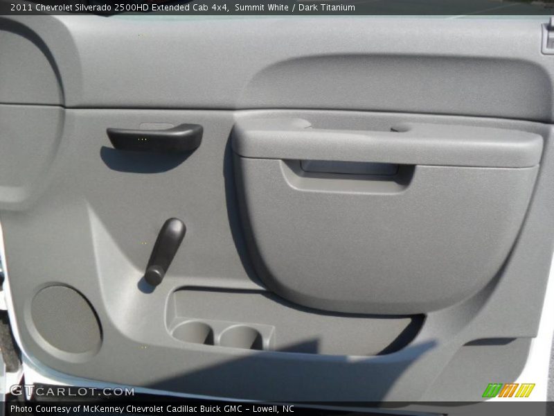 Summit White / Dark Titanium 2011 Chevrolet Silverado 2500HD Extended Cab 4x4