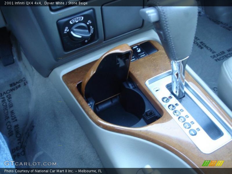 Dover White / Stone Beige 2001 Infiniti QX4 4x4