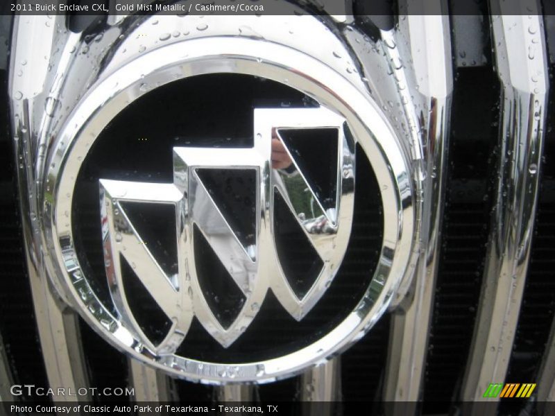Gold Mist Metallic / Cashmere/Cocoa 2011 Buick Enclave CXL