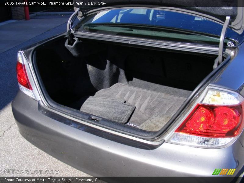 Phantom Gray Pearl / Dark Gray 2005 Toyota Camry SE