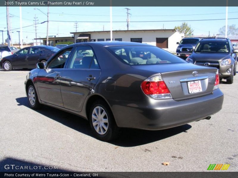 Phantom Gray Pearl / Gray 2005 Toyota Camry LE