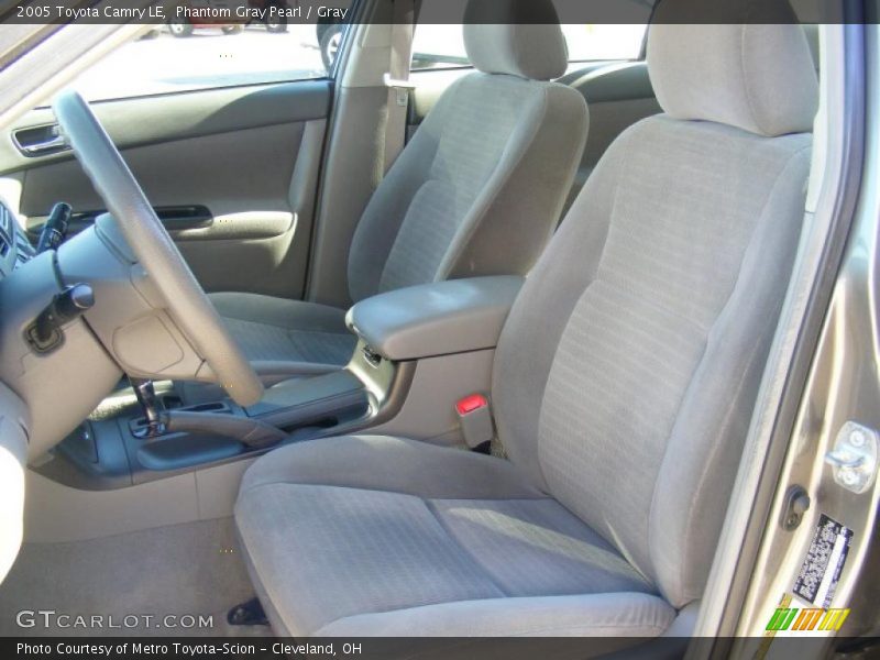 Phantom Gray Pearl / Gray 2005 Toyota Camry LE