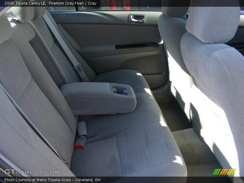 Phantom Gray Pearl / Gray 2005 Toyota Camry LE