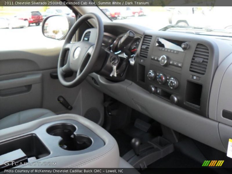 Summit White / Dark Titanium 2011 Chevrolet Silverado 2500HD Extended Cab 4x4