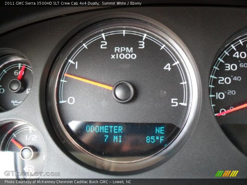 Summit White / Ebony 2011 GMC Sierra 3500HD SLT Crew Cab 4x4 Dually