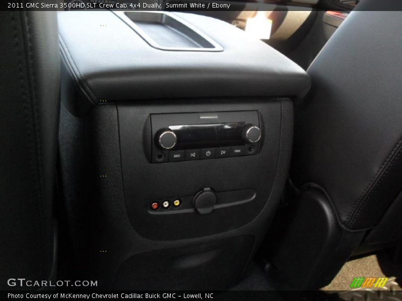 Summit White / Ebony 2011 GMC Sierra 3500HD SLT Crew Cab 4x4 Dually