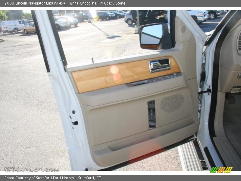  2008 Navigator Luxury 4x4 Stone Interior