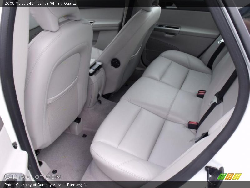 Ice White / Quartz 2008 Volvo S40 T5