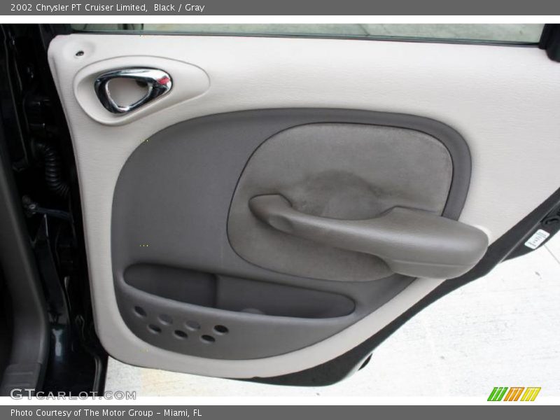 Black / Gray 2002 Chrysler PT Cruiser Limited