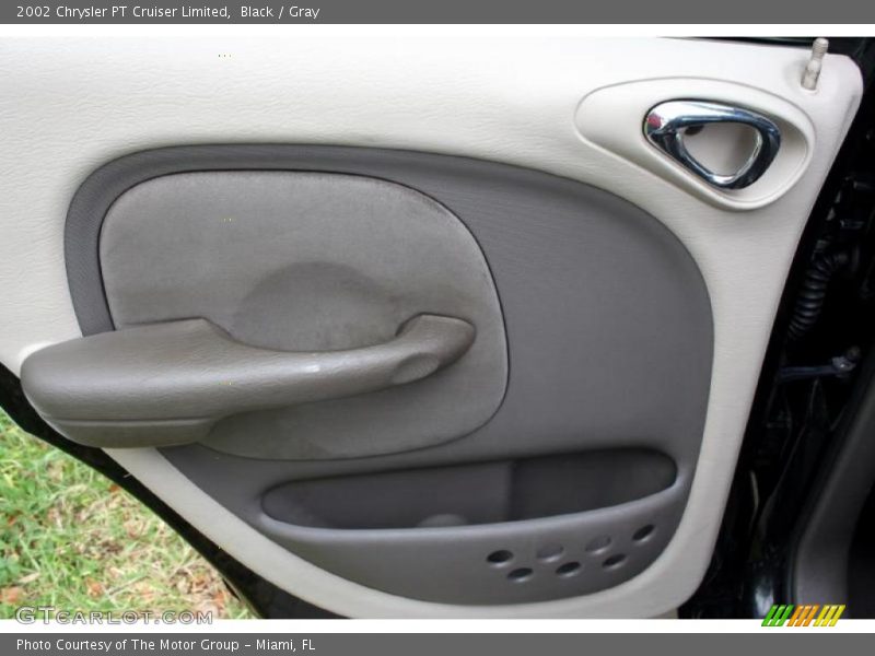 Black / Gray 2002 Chrysler PT Cruiser Limited