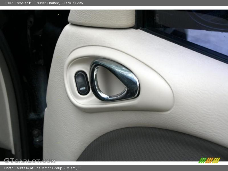 Black / Gray 2002 Chrysler PT Cruiser Limited