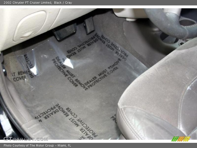 Black / Gray 2002 Chrysler PT Cruiser Limited