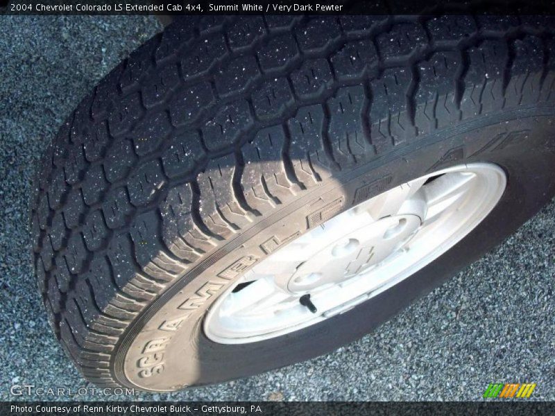 Summit White / Very Dark Pewter 2004 Chevrolet Colorado LS Extended Cab 4x4