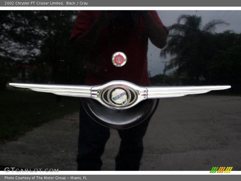 Black / Gray 2002 Chrysler PT Cruiser Limited