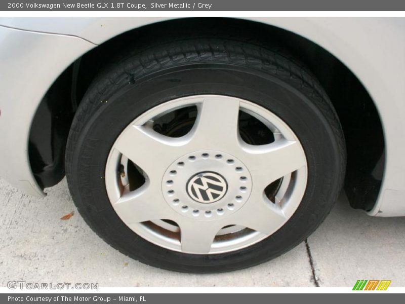  2000 New Beetle GLX 1.8T Coupe Wheel