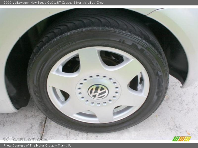  2000 New Beetle GLX 1.8T Coupe Wheel