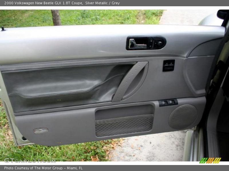 Silver Metallic / Grey 2000 Volkswagen New Beetle GLX 1.8T Coupe