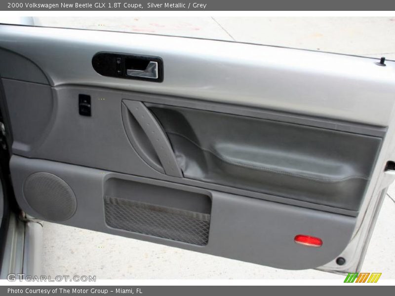 Silver Metallic / Grey 2000 Volkswagen New Beetle GLX 1.8T Coupe