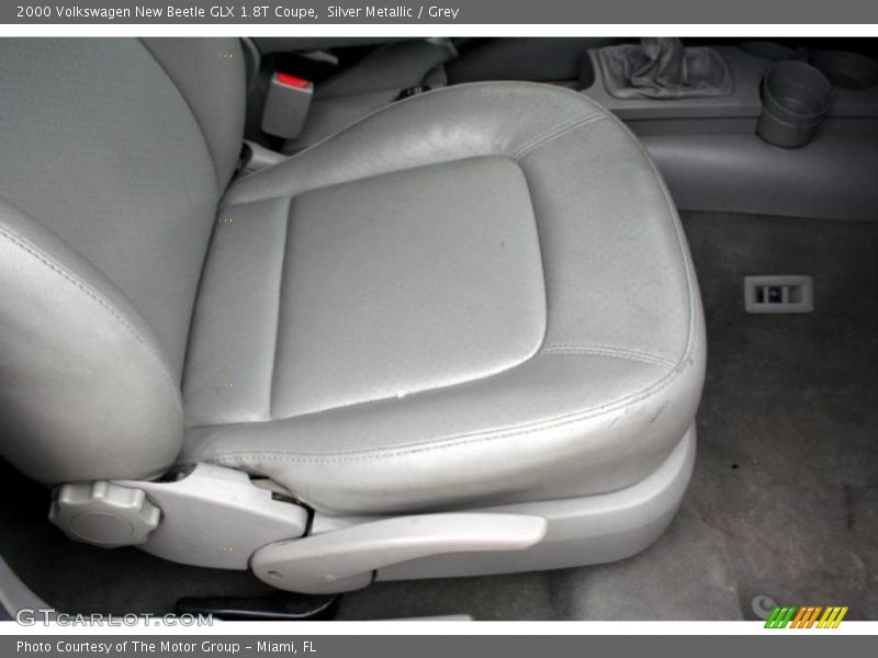 Silver Metallic / Grey 2000 Volkswagen New Beetle GLX 1.8T Coupe
