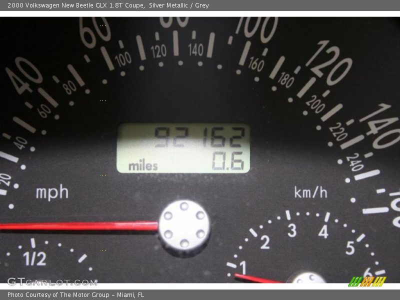 Silver Metallic / Grey 2000 Volkswagen New Beetle GLX 1.8T Coupe