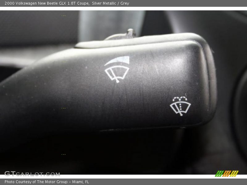 Silver Metallic / Grey 2000 Volkswagen New Beetle GLX 1.8T Coupe