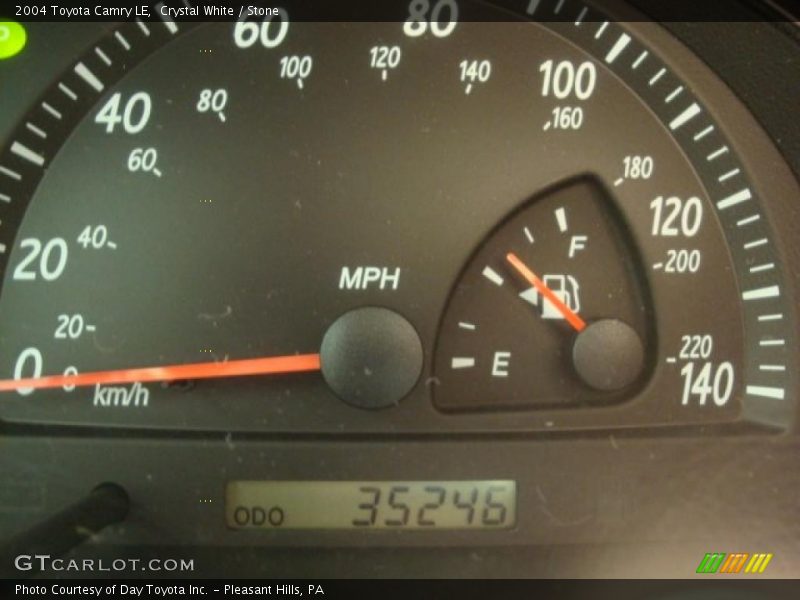 Crystal White / Stone 2004 Toyota Camry LE
