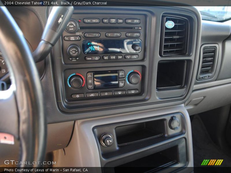 Controls of 2004 Tahoe Z71 4x4