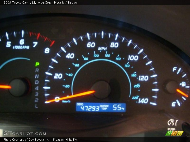 Aloe Green Metallic / Bisque 2009 Toyota Camry LE