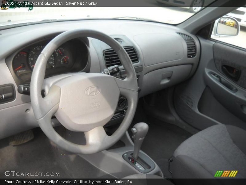 Silver Mist / Gray 2005 Hyundai Accent GLS Sedan