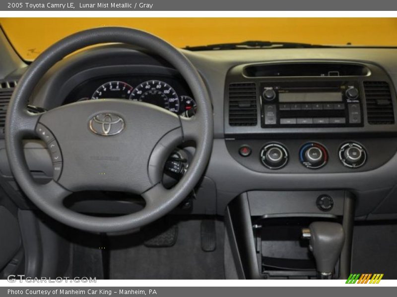 Lunar Mist Metallic / Gray 2005 Toyota Camry LE