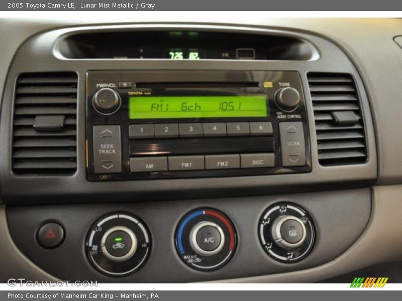 Lunar Mist Metallic / Gray 2005 Toyota Camry LE