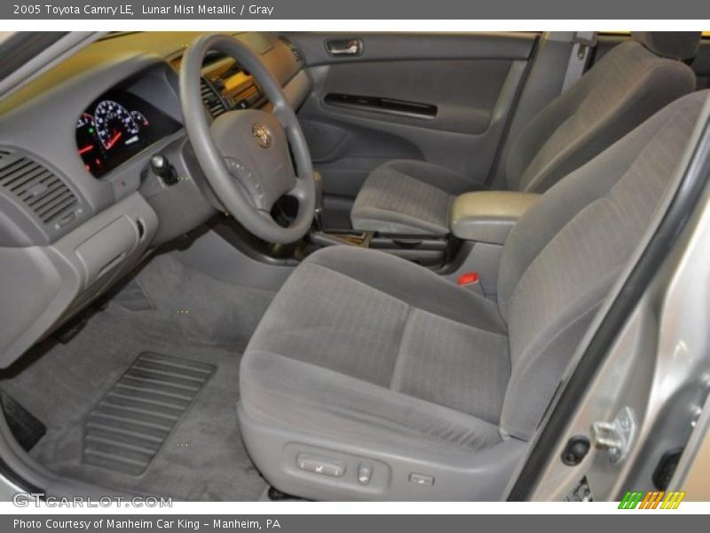 Lunar Mist Metallic / Gray 2005 Toyota Camry LE